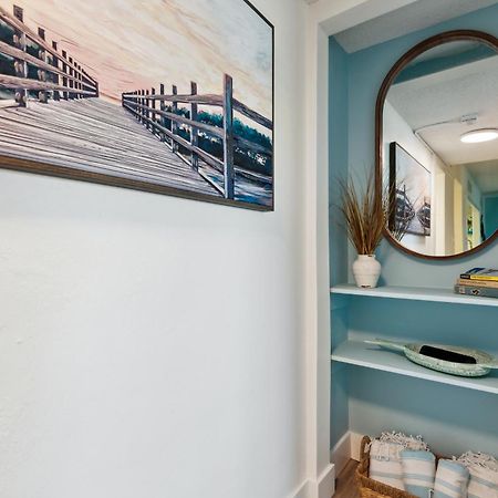 Oceanfront Beach House, サテライト・ビーチ エクステリア 写真