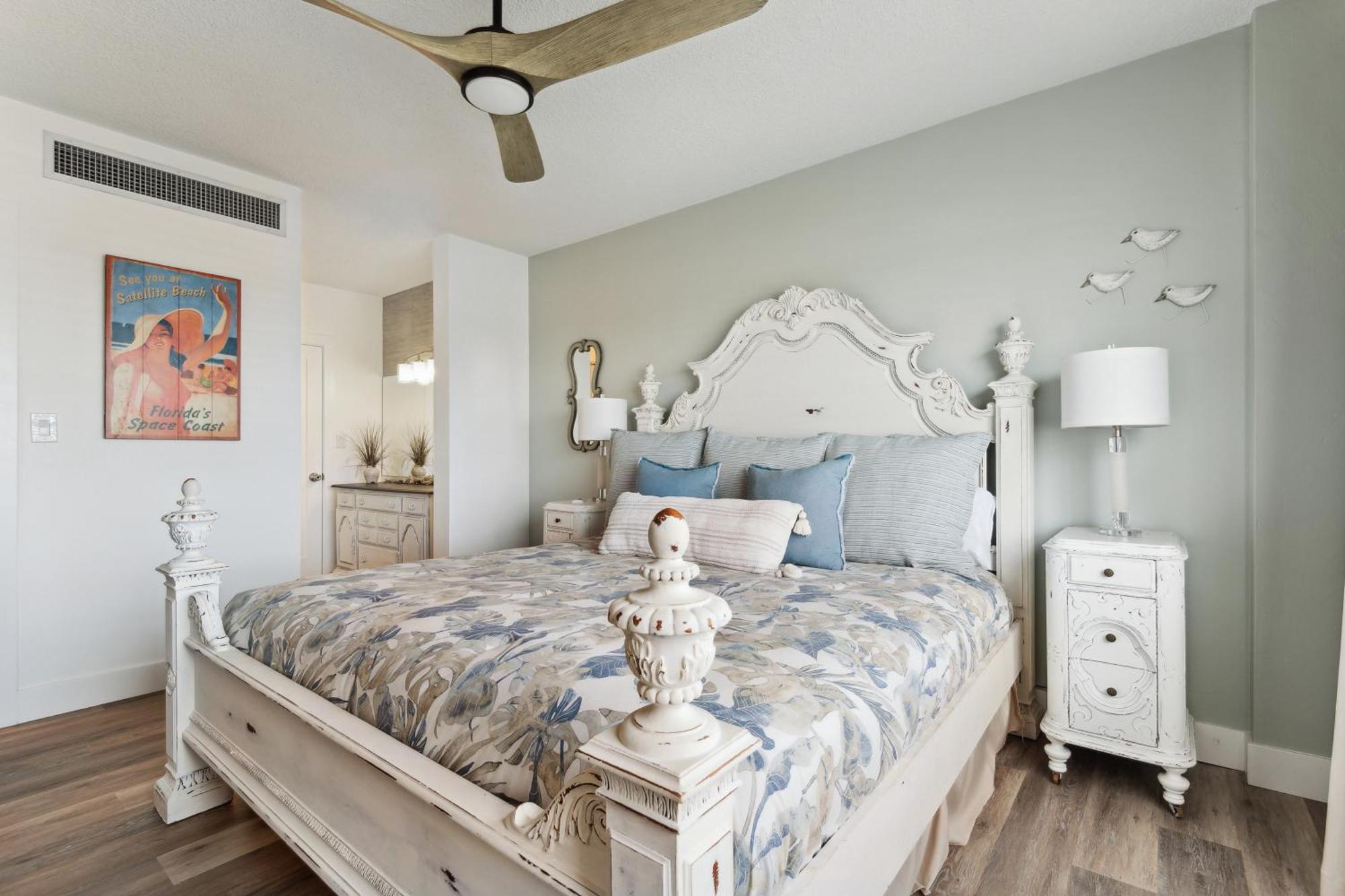 Oceanfront Beach House, サテライト・ビーチ エクステリア 写真